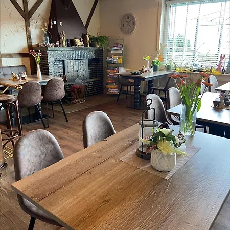 Gretel Von Birne 3* Winterberg